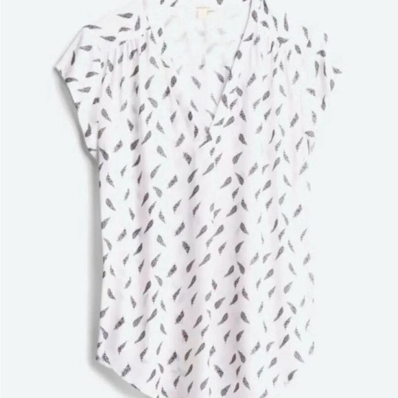 Fun 2 Fun White and Black Blouse - Picture 4 of 9